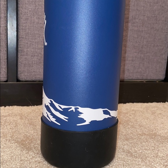 Mountain hydro flask wrap - Picture 4 of 4
